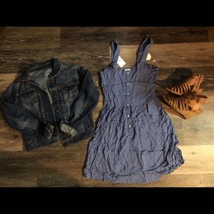 ❌❌SOLD❌❌Blue polka dot shirt dress